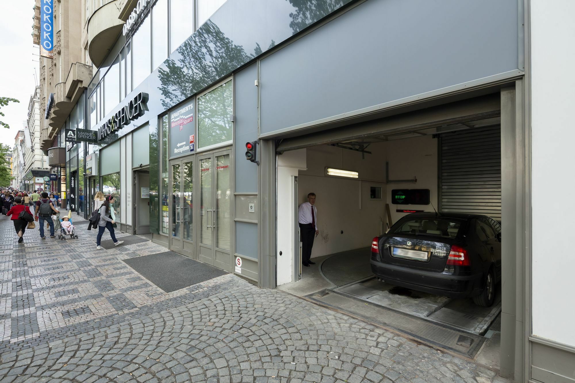 Capital Apartments Praga Zewnętrze zdjęcie