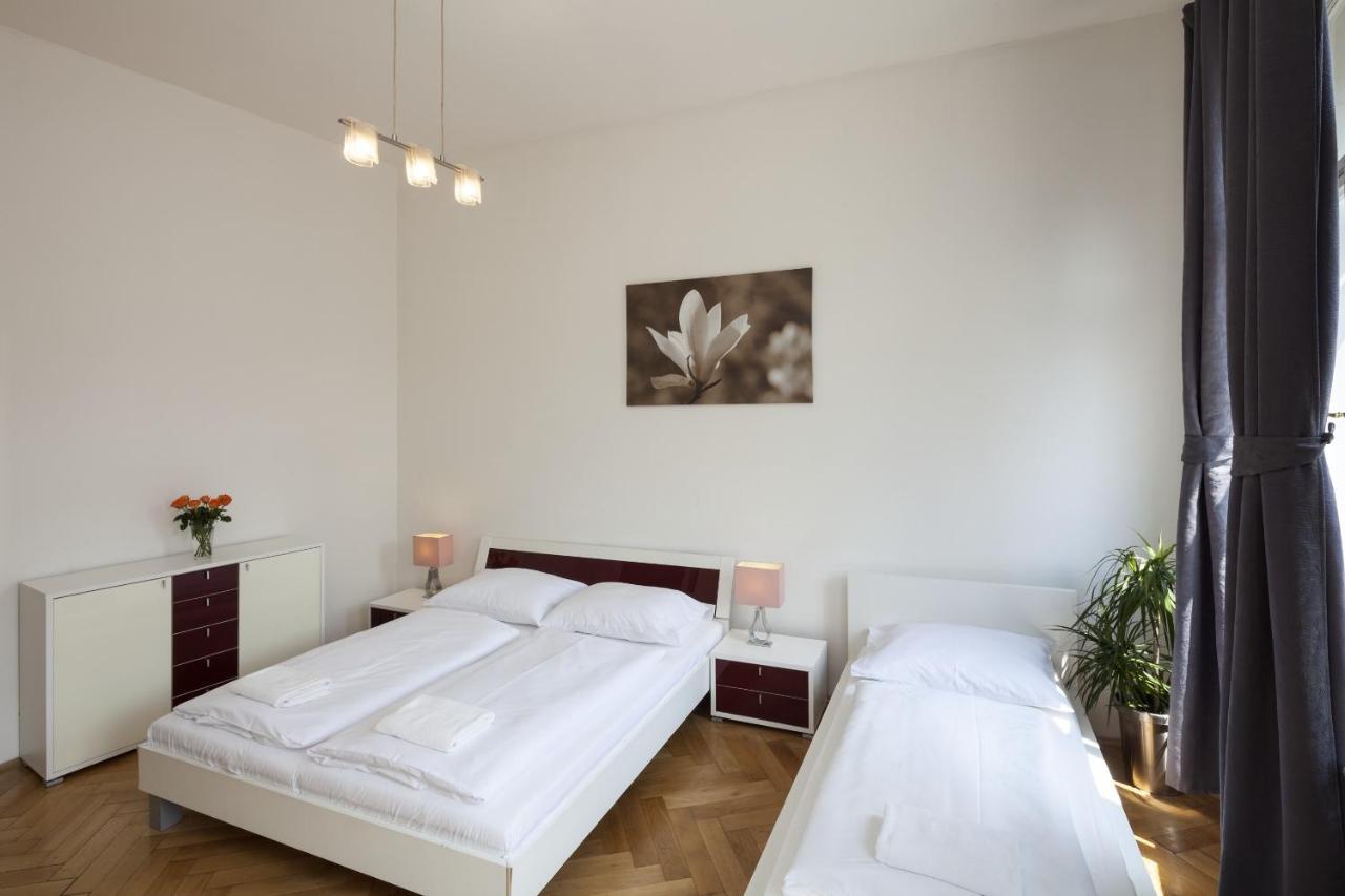 Capital Apartments Praga Zewnętrze zdjęcie